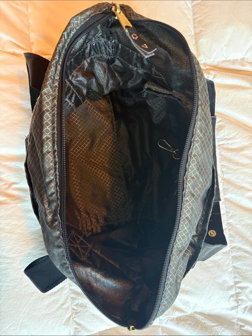 ANDI New York convertible tote bag in a gray grid pattern. - Picture 10 of 12